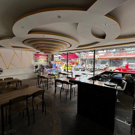 Royal Vista Hotell Patong Eksteriør bilde