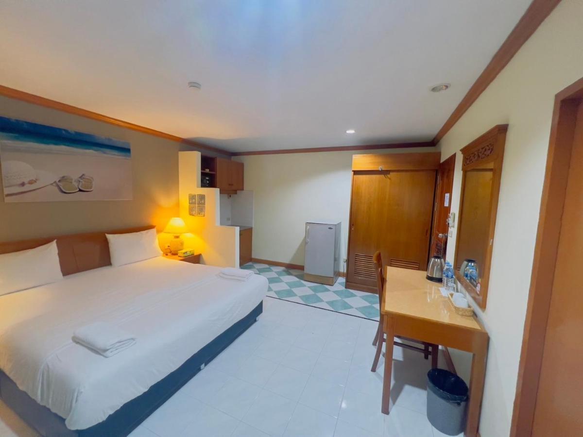 Royal Vista Hotell Patong Eksteriør bilde