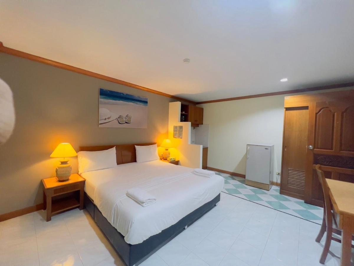 Royal Vista Hotell Patong Eksteriør bilde