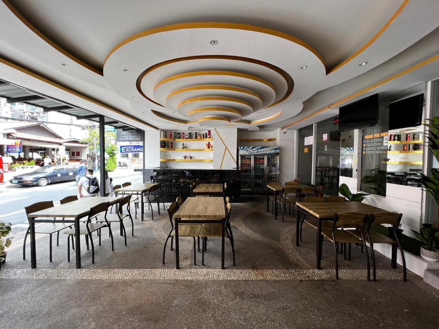 Royal Vista Hotell Patong Eksteriør bilde