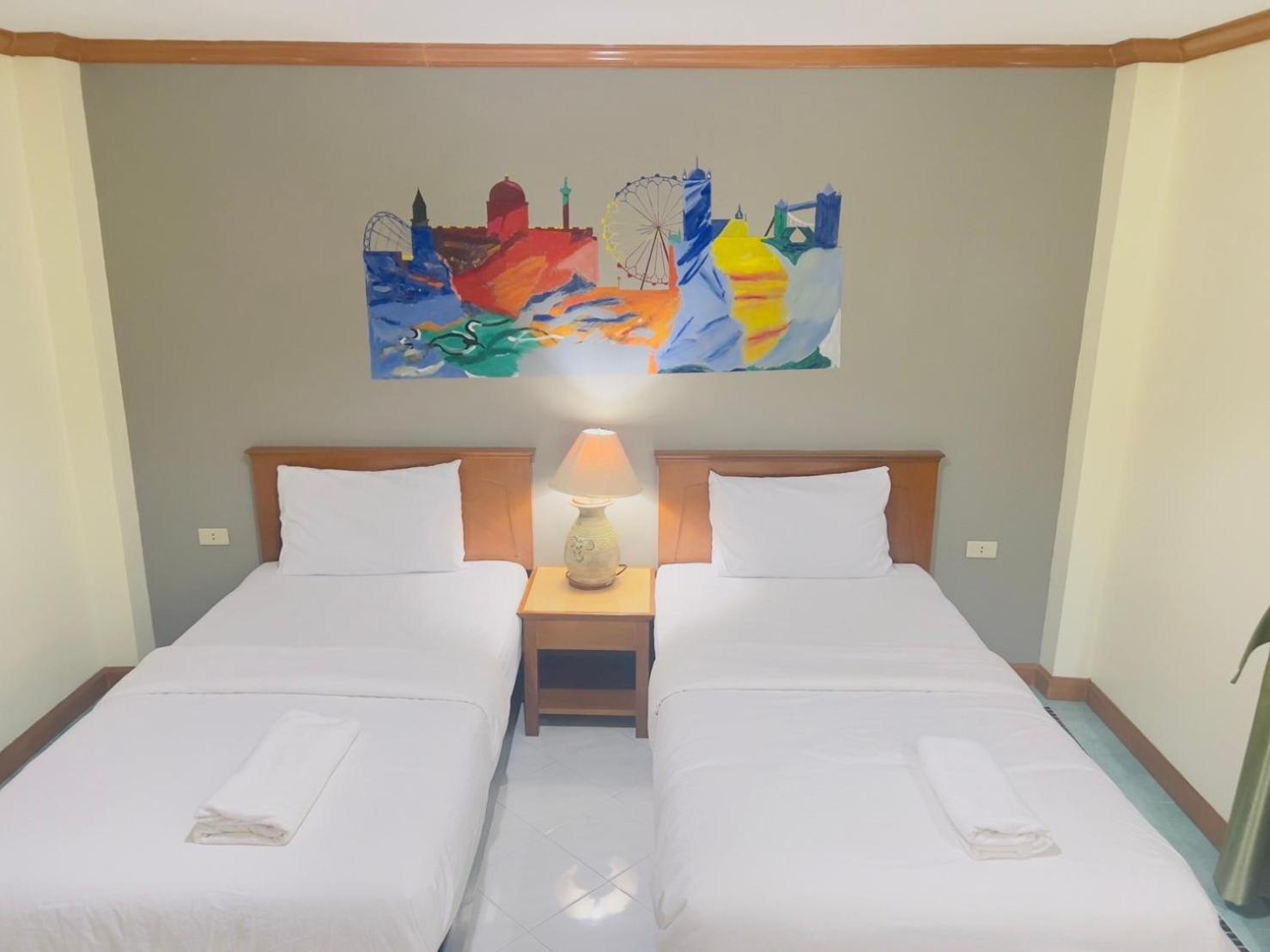 Royal Vista Hotell Patong Eksteriør bilde