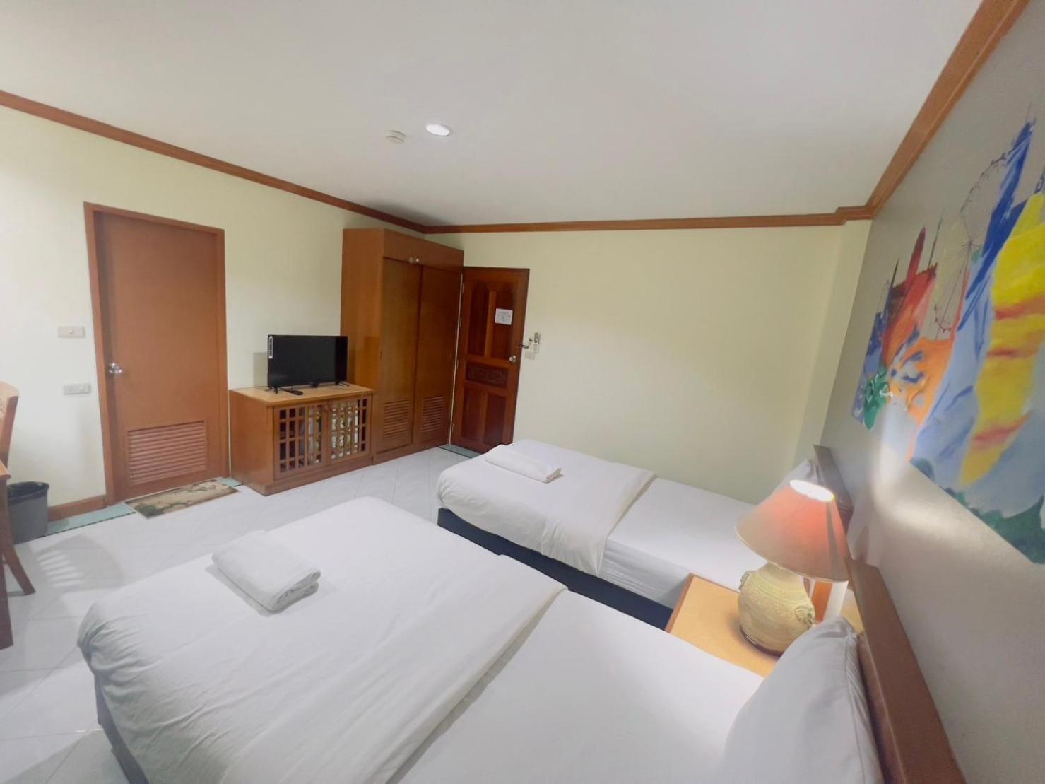 Royal Vista Hotell Patong Eksteriør bilde