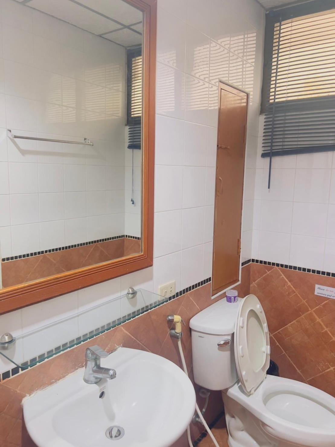 Royal Vista Hotell Patong Eksteriør bilde